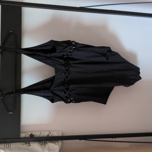 Super cute Bras n Things swimsuit in AU18 - Picture 3 of 4